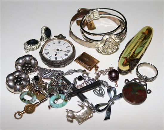 Coins & costume jewellery